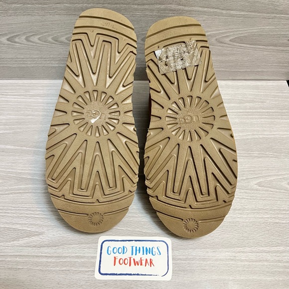 UGG Neumel Comfort Chukka Lace Up Boots Women’s Size 9 - Picture 5 of 7